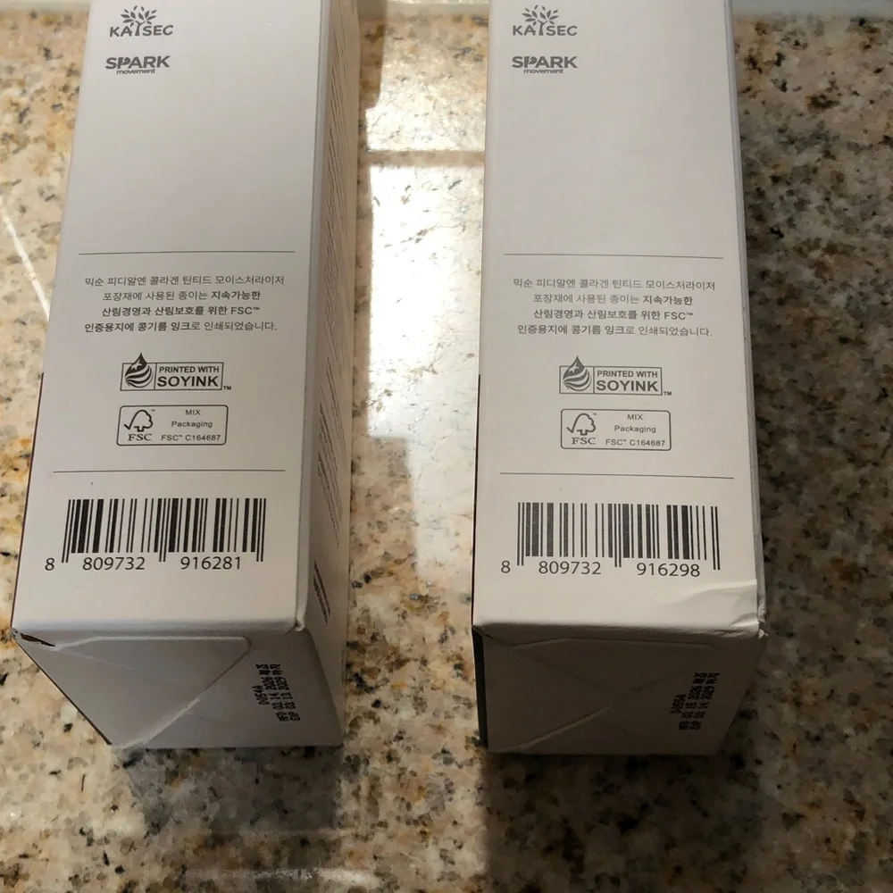 NWT Set of 2 mixsoon PDRN Collagen Tinted Moisturizer (Shades 50 & 60)
